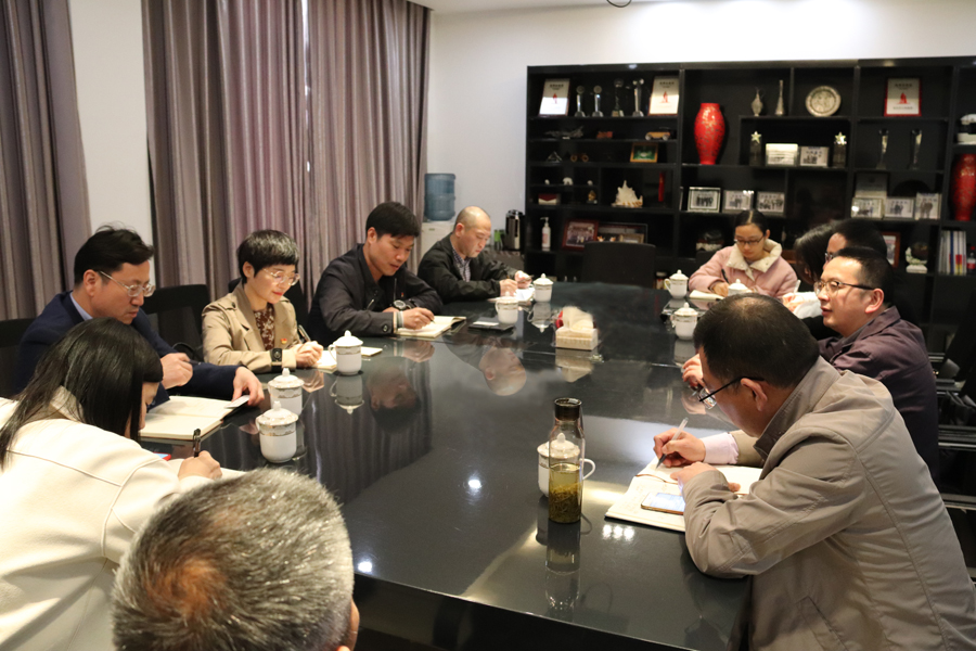 台州市财务局党组成员、总会计师张贤鸣一行来美机开展“三效劳”运动
